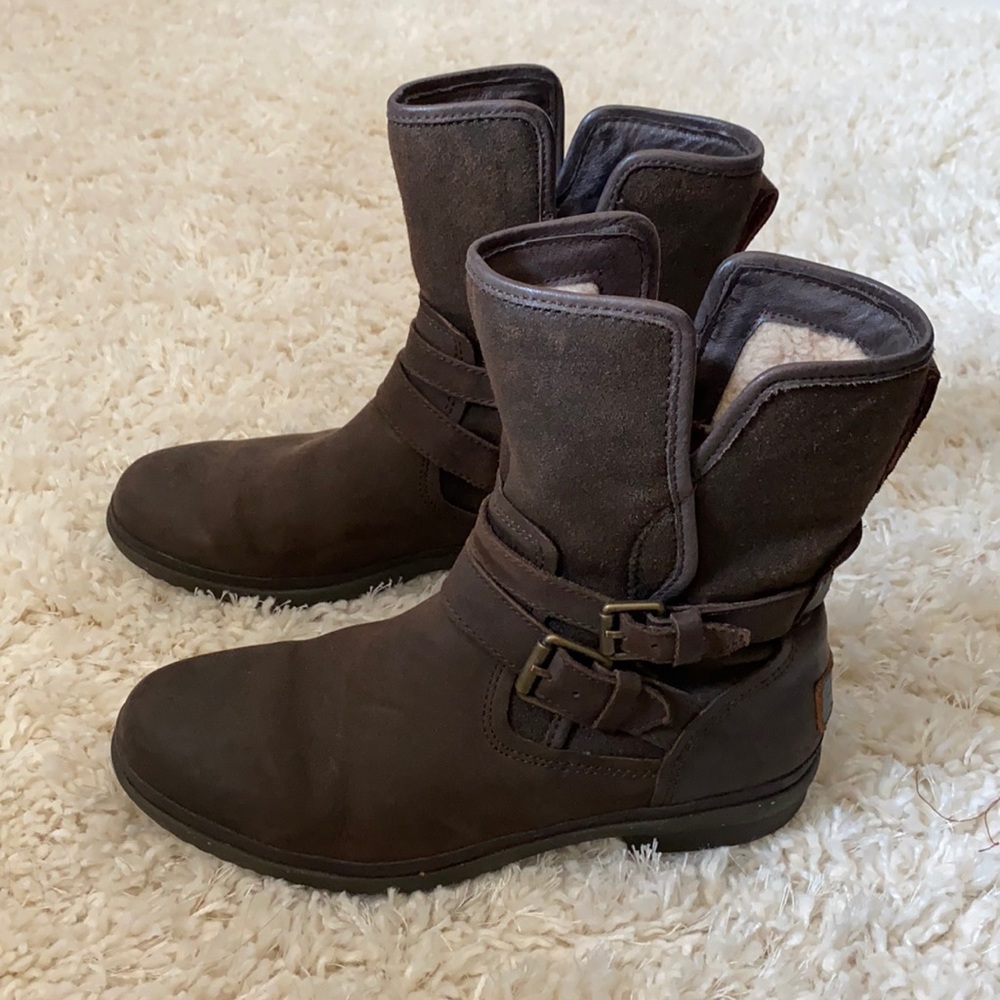 Ugg Leather boots